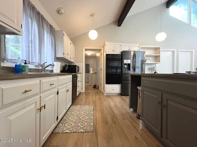 1010 Monticello Drive, Pinehurst, NC 28374