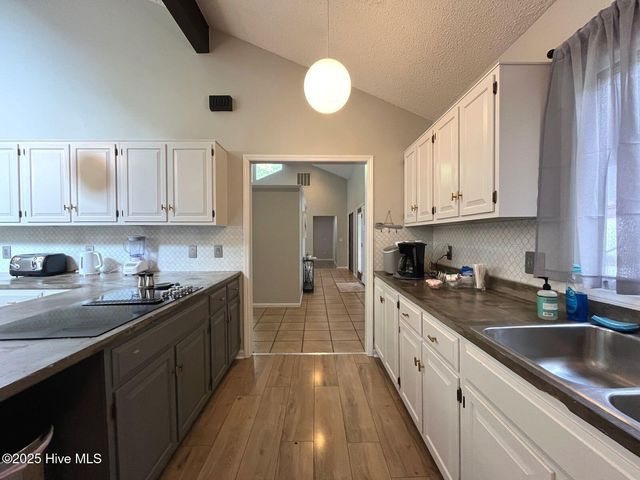 1010 Monticello Drive, Pinehurst, NC 28374