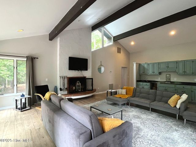 1010 Monticello Drive, Pinehurst, NC 28374