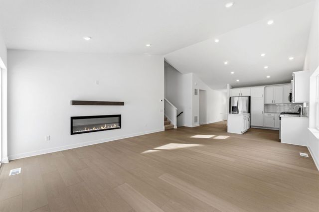 7465 Lotus Lane, Lino Lakes, MN 55038