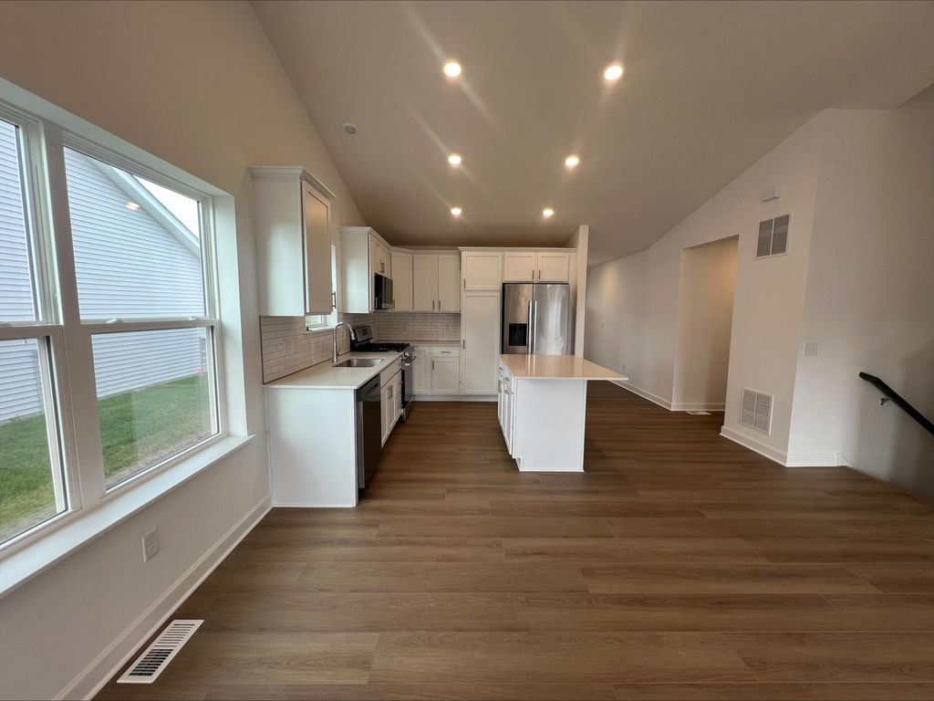 7465 Lotus Lane, Lino Lakes, MN 55038 — photo 5