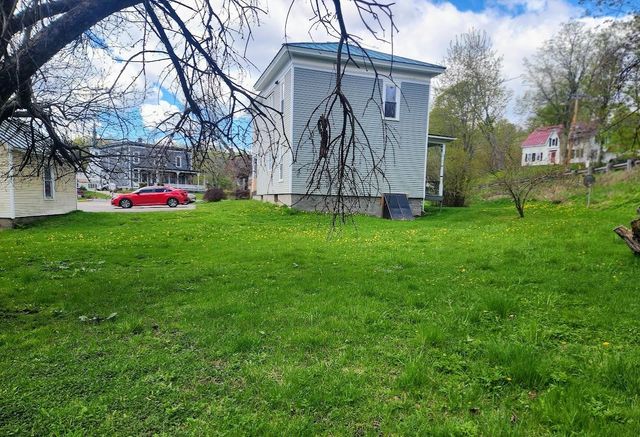 19 Meadow Street, Williamstown, VT 05679