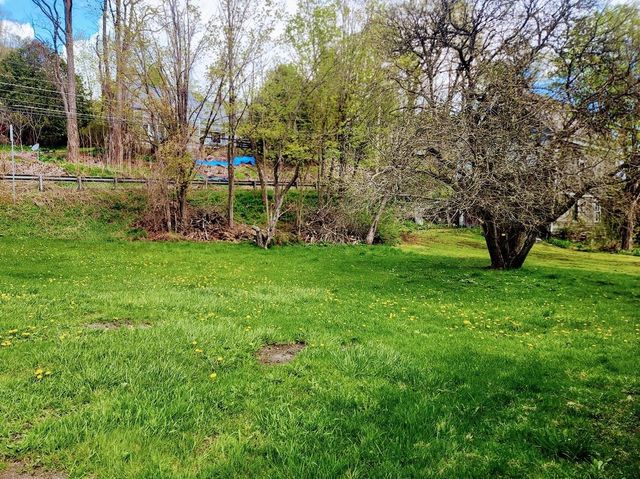 19 Meadow Street, Williamstown, VT 05679