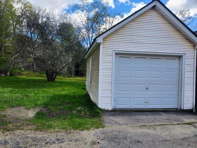 19 Meadow Street, Williamstown, VT 05679