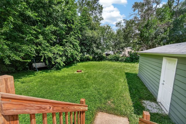 414 Hartford Avenue, Des Moines, IA 50315