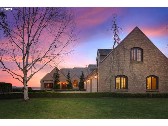 5905 BUENA VISTA Dr, Vancouver, WA 98661