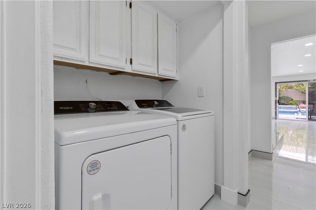 9404 Low Tide Court, Las Vegas, NV 89117