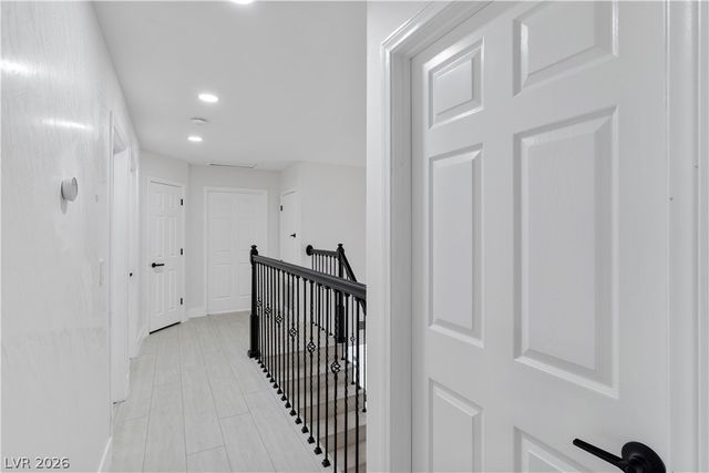 9404 Low Tide Court, Las Vegas, NV 89117