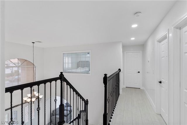 9404 Low Tide Court, Las Vegas, NV 89117