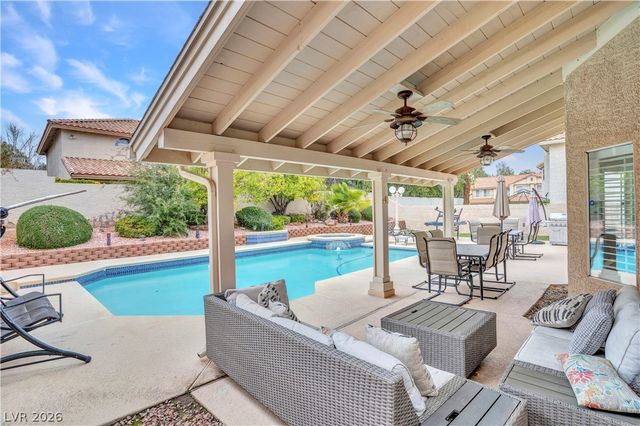 9404 Low Tide Court, Las Vegas, NV 89117