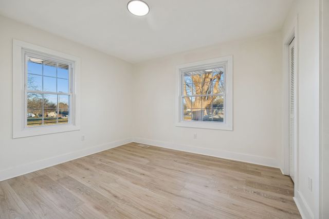 1305 Ellington Dr, Lafayette, TN 37083