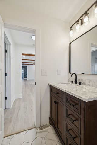 1305 Ellington Dr, Lafayette, TN 37083