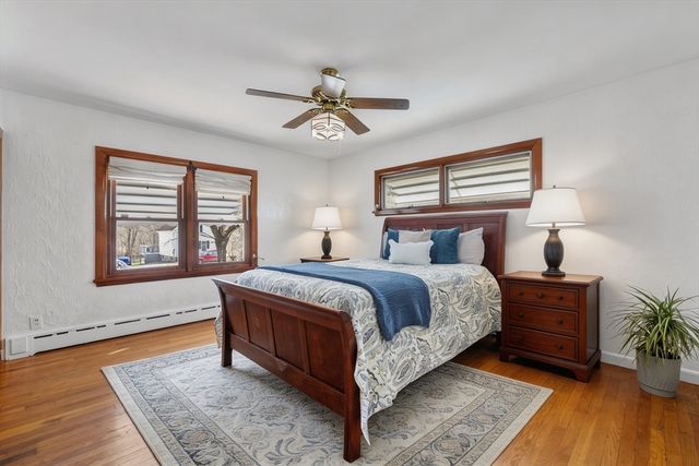 439 Lowell St, Andover, MA 01810