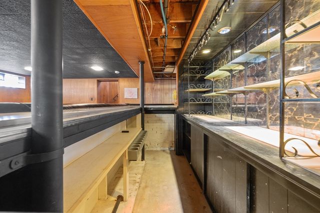 439 Lowell St, Andover, MA 01810