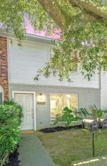 713 Center Street, Mount Pleasant, SC 29464