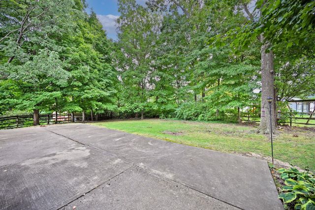 8738 Sarahs Bend Drive, Colerain Twp, OH 45251