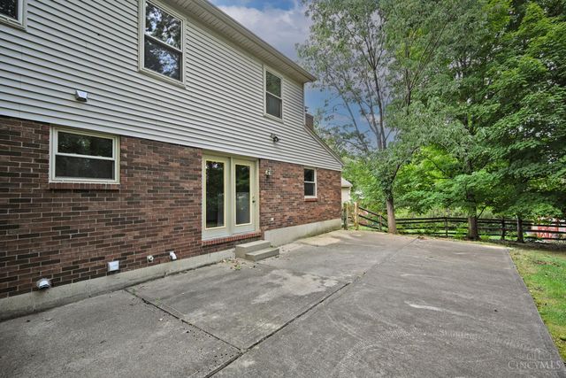 8738 Sarahs Bend Drive, Colerain Twp, OH 45251