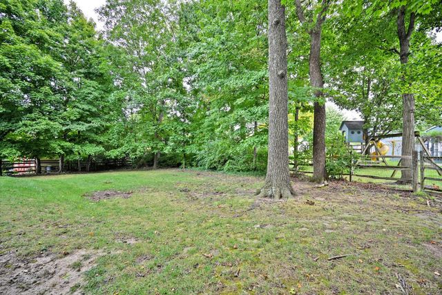 8738 Sarahs Bend Drive, Colerain Twp, OH 45251
