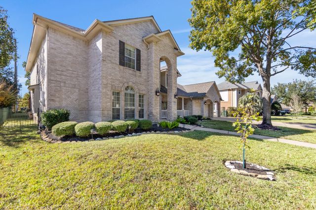 17407 Laguna Trail Drive, Houston, TX 77095