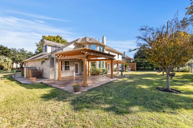 17407 Laguna Trail Drive, Houston, TX 77095