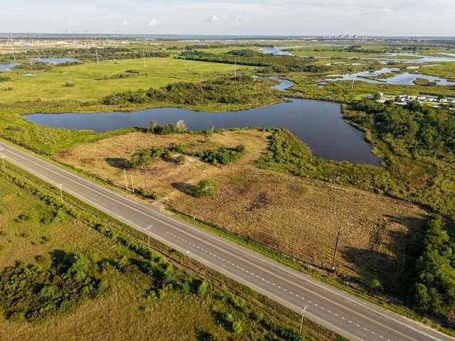 208 Burton Shipyard Road, Sulphur, LA 70665