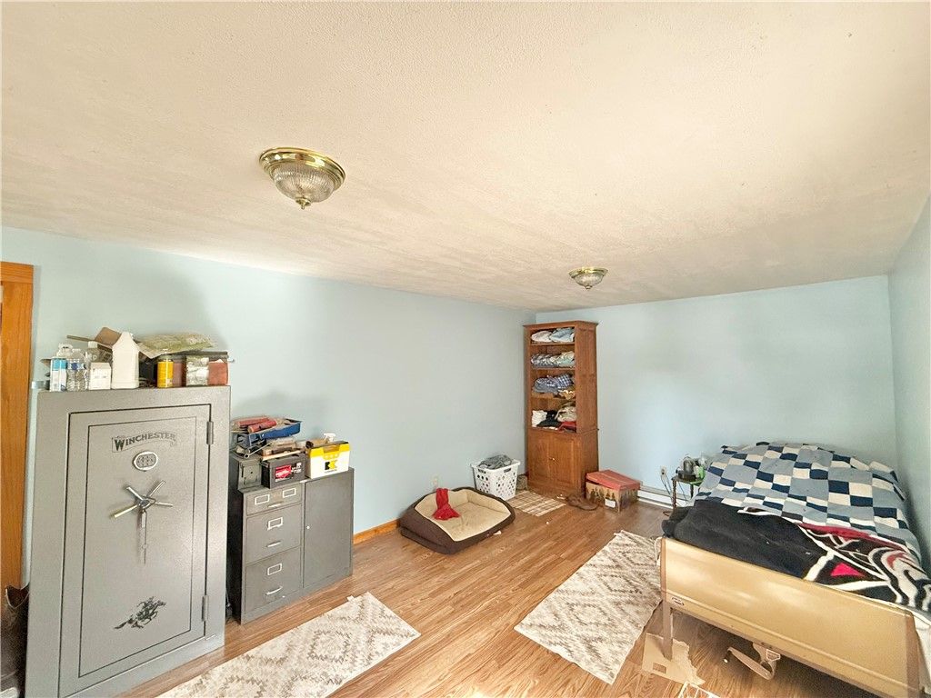 Image 20 of property listing at 4217 Hillsville Rd, Pulaski Twp, PA 16143
