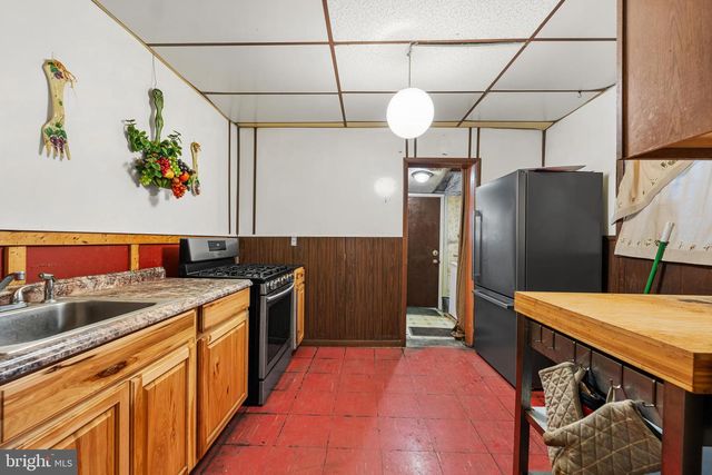 5947 MEDIA ST, Philadelphia, PA 19151