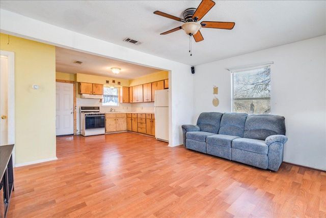 2512 E 9th ST, Austin, TX 78702