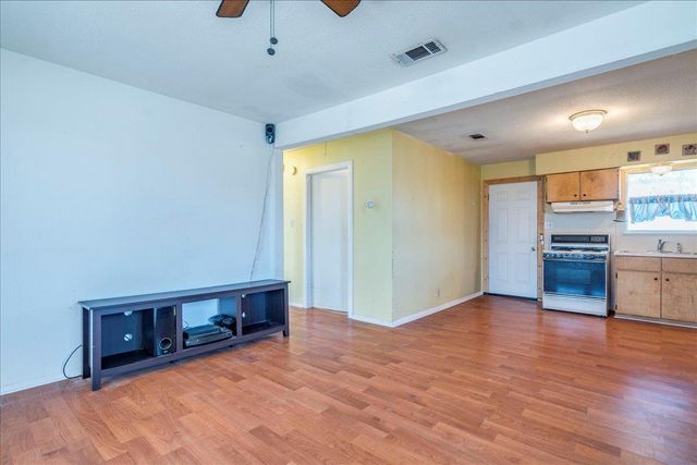 2512 E 9th ST, Austin, TX 78702