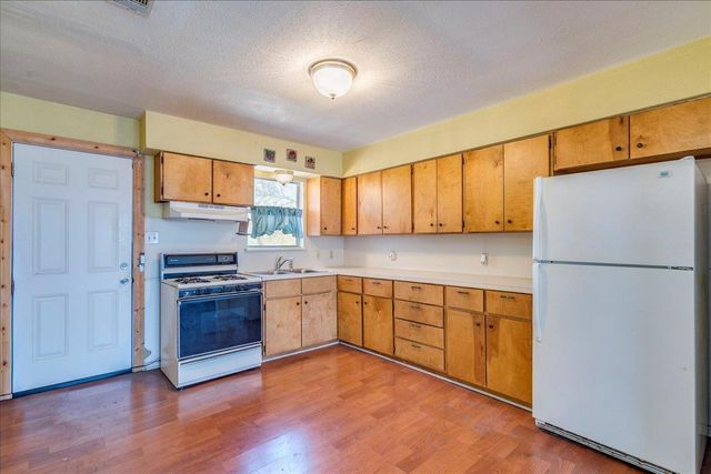 2512 E 9th ST, Austin, TX 78702