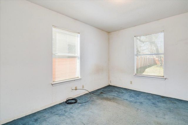 2512 E 9th ST, Austin, TX 78702