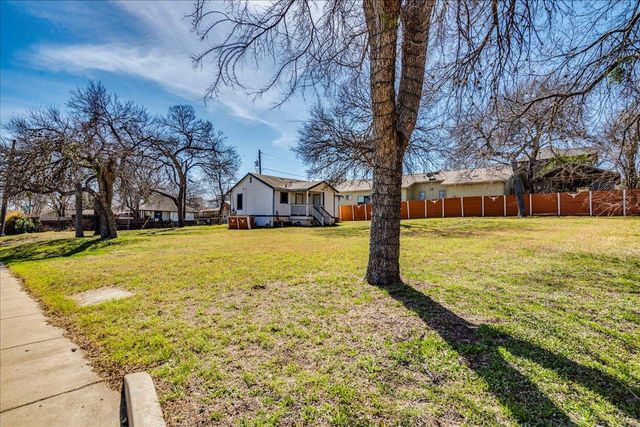 2512 E 9th ST, Austin, TX 78702