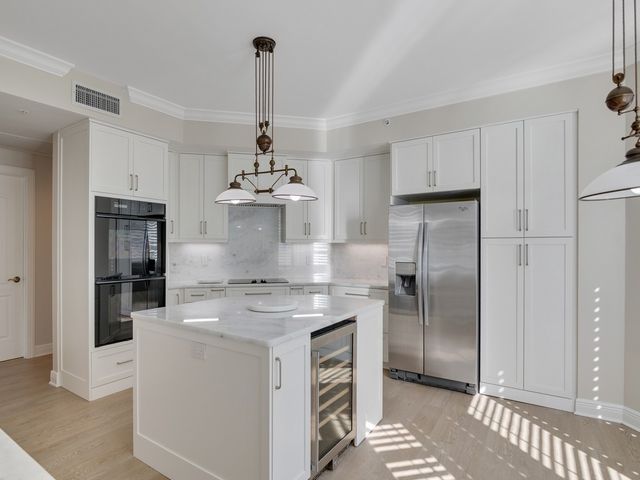 9013 Somerset Bay Lane 201, Vero Beach, FL 32963