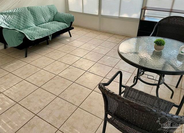27 E Devane St, Pensacola, FL 32534
