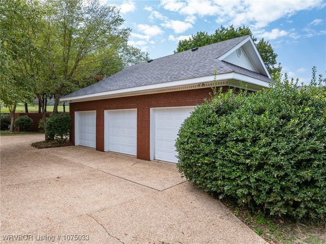 2615 Edgewater Drive, Greenwood, AR 72936