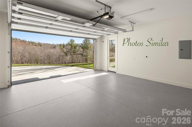 65 Chimney Chase Trail, Hendersonville, NC 28739