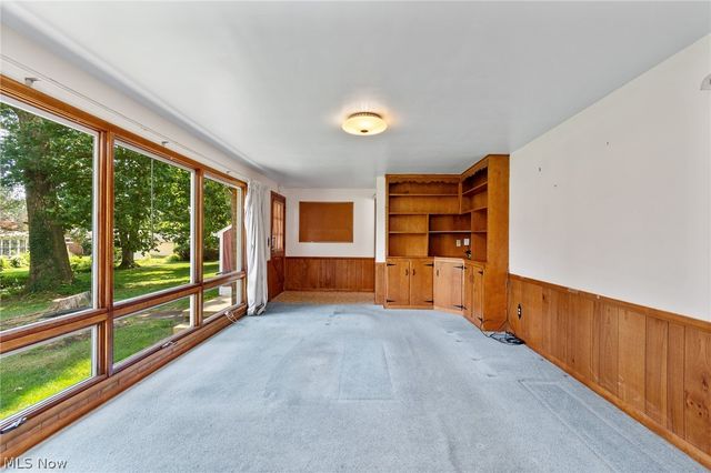 204 Sutton Avenue NE, North Canton, OH 44720