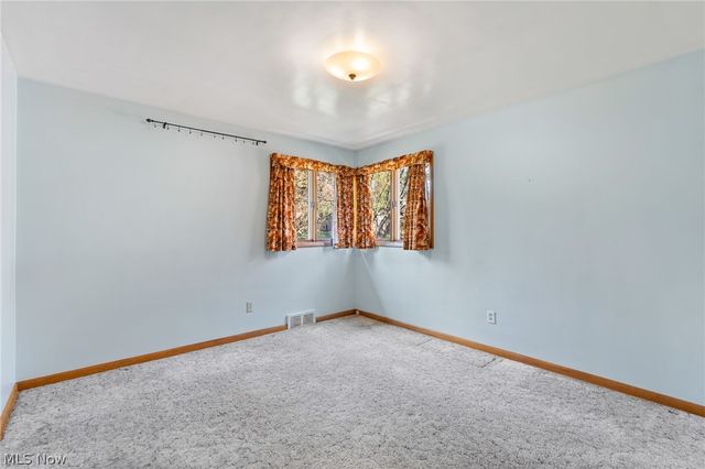 204 Sutton Avenue NE, North Canton, OH 44720