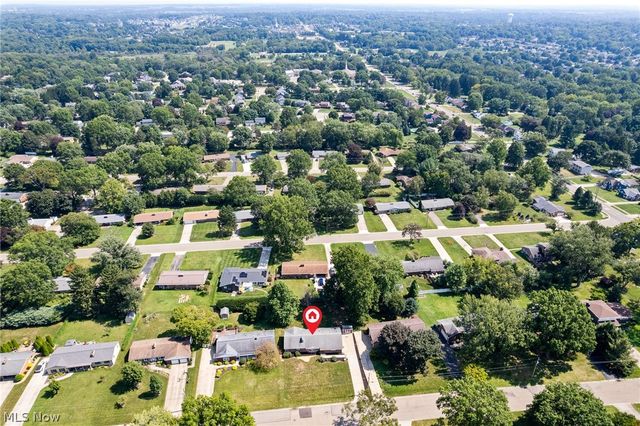 204 Sutton Avenue NE, North Canton, OH 44720