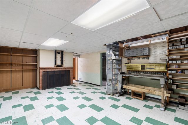 204 Sutton Avenue NE, North Canton, OH 44720