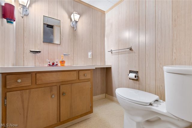 204 Sutton Avenue NE, North Canton, OH 44720