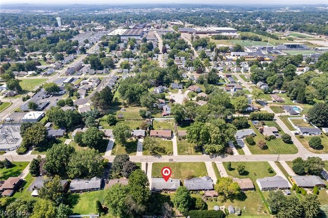 204 Sutton Avenue NE, North Canton, OH 44720