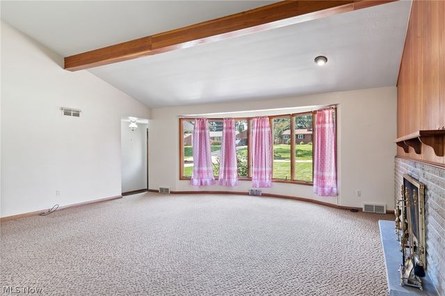 204 Sutton Avenue NE, North Canton, OH 44720