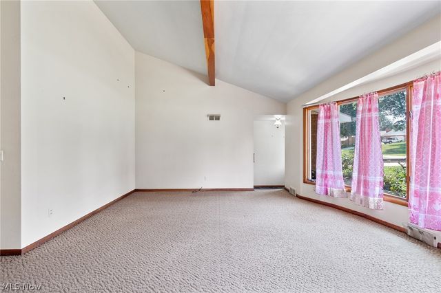 204 Sutton Avenue NE, North Canton, OH 44720