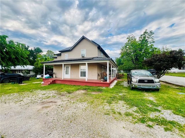202 Scott Avenue, Green Forest, AR 72638
