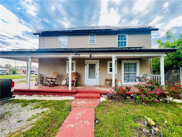 202 Scott Avenue, Green Forest, AR 72638