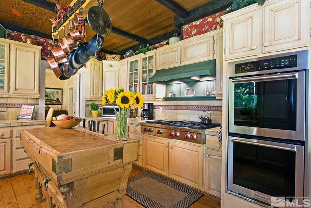 850 Sheridan Lane, Gardnerville, NV 89460