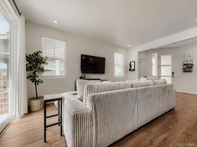 23966 E River Front Drive, Aurora, CO 80019