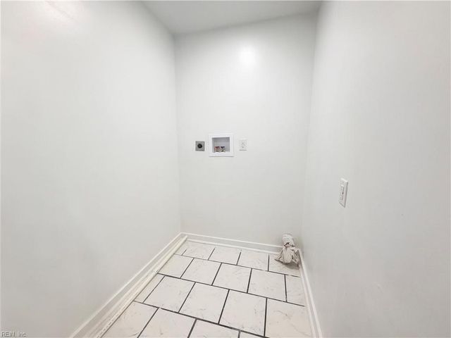 3208 Silina DR, Virginia Beach, VA 23452