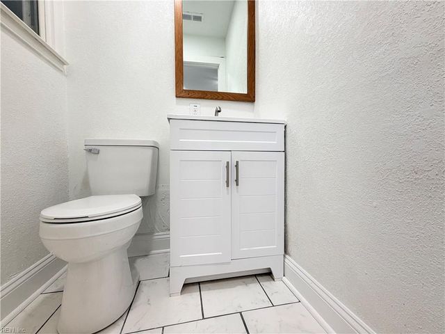 3208 Silina DR, Virginia Beach, VA 23452